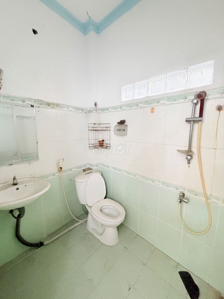 Nhà Nguyễn Hồng Đào, khu Bầu Cát, 8.8 tỷ, 102m2 A4, 2 tầng, ngang 6m - Ảnh 2