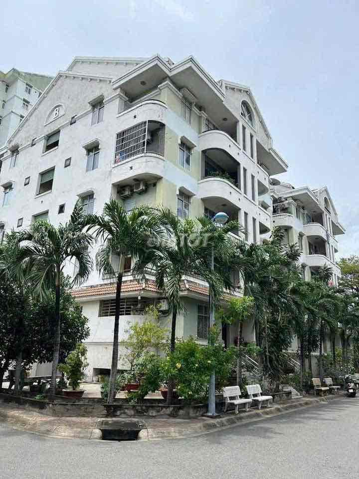 Chính chủ bán nhanh căn hộ Nhất Lan AB