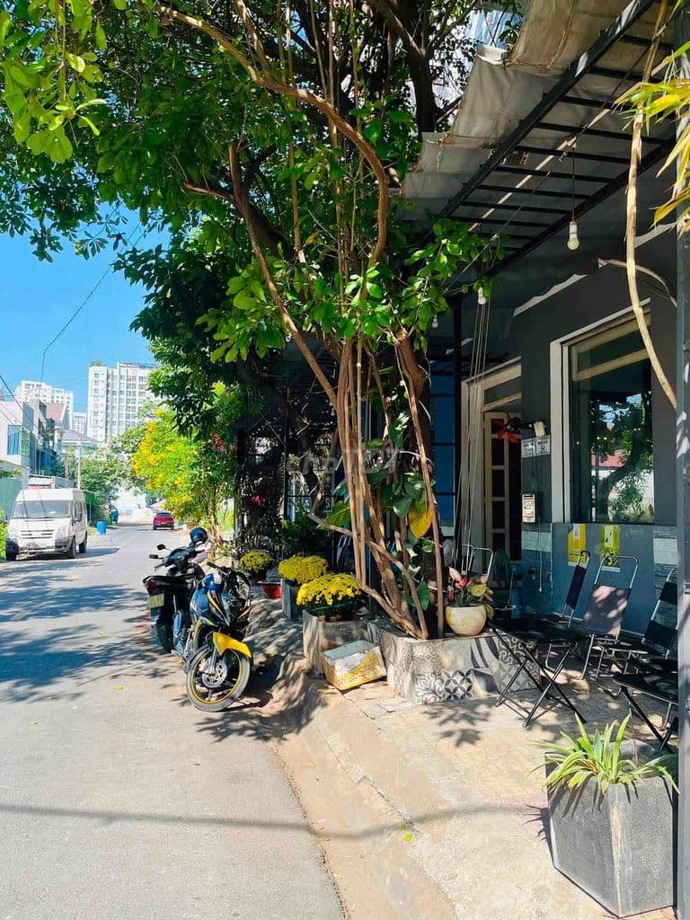 Cần sang quán Cafe góc 2 mặt tiền quận 2 - Ảnh 3