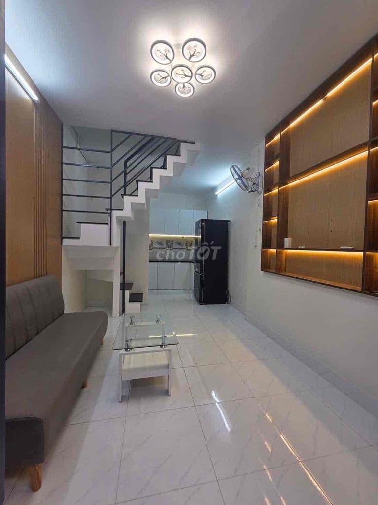 NHà Mới Vào ở liền 1 lầu Tặng Nội thất đường Lê văn Lương