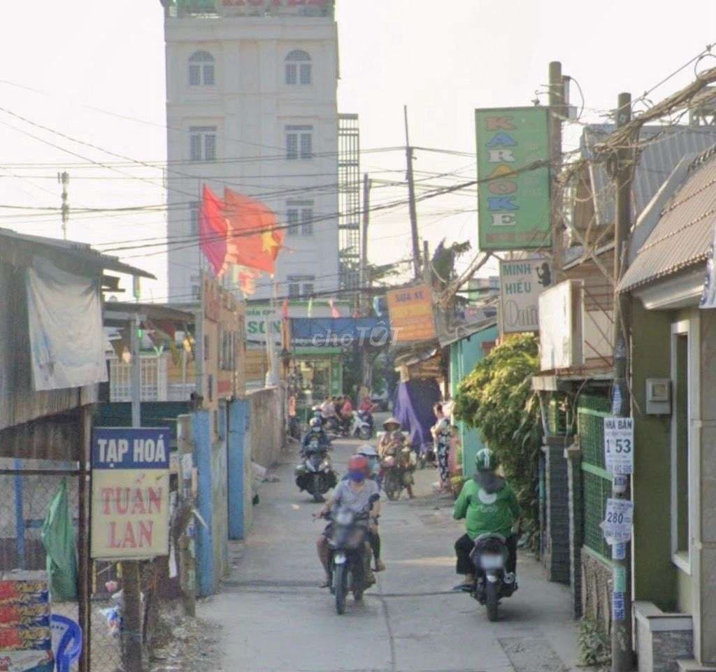 BÁN DÃY NHÀ TRỌ MẶT TIỀN ĐƯỜNG BÌNH THÀNH CÓ SẲN THU NHẬP