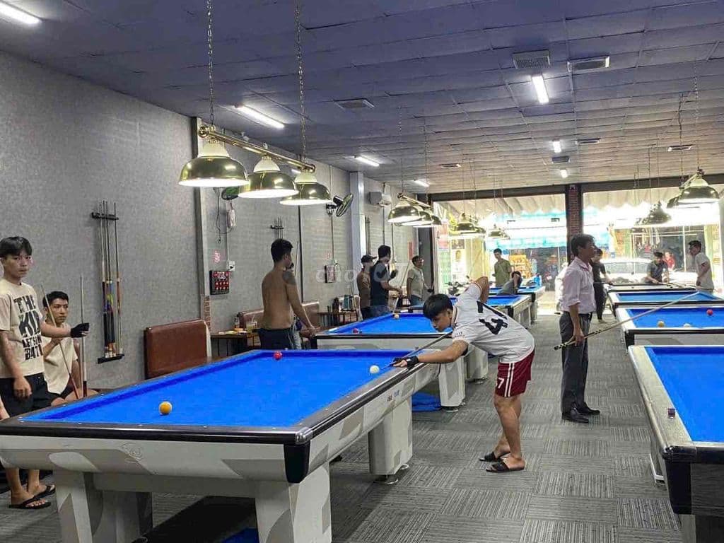 SANG NHƯỢNG CLB BIDA 10 BÀN - BÌNH HƯNG HÒA -BÌNH TÂN-- CHỈ 220 TRIỆU