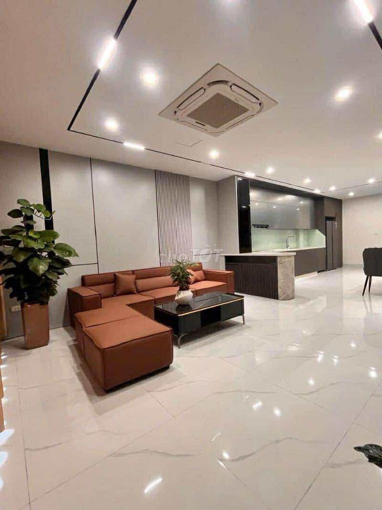 NHÀ ĐẸP BỒ ĐỀ - NHÀ 6 TẦNG THANG MÁY - Ô TÔ VÀO NHÀ - GIÁ CHỈ HƠN 9 TỶ - Ảnh 2