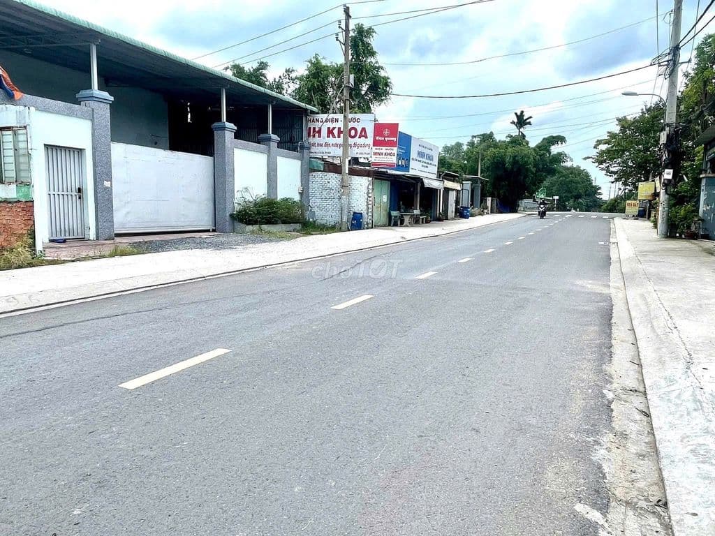 155m2 lô đất 2MT giá 550TR Chủ kẹt tiền cần bán Gấp Ngay Chợ Việt Kiều - Ảnh 3