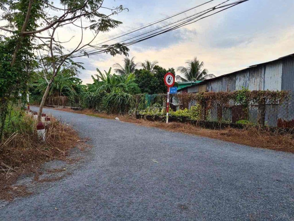 Bán rẻ đất MT Ba Chả 1842m2 giá 4tr/m2 QH dân cư kế bên Làng Đại Học - Ảnh 3