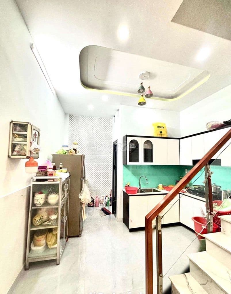 B.Tân 54m2 (4 × 12.5 ) 4Tầng Gần chợ Gò Xoài hẻm Xe Hơi - Ảnh 3