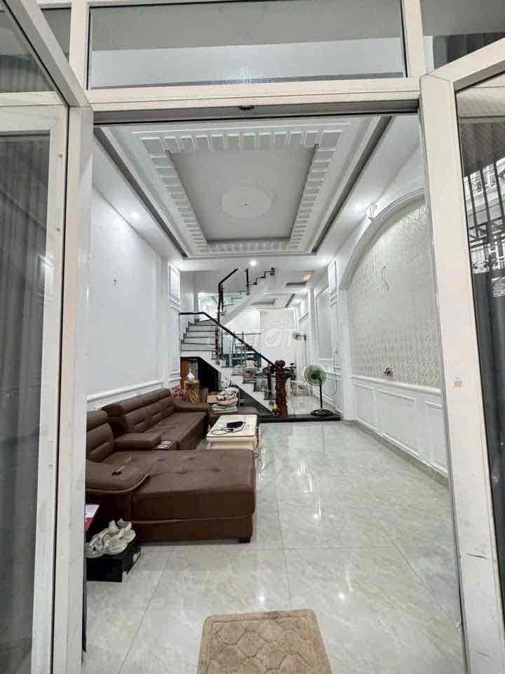 nhà 1trêt 2lâu 4pn 4wc - Ảnh 3