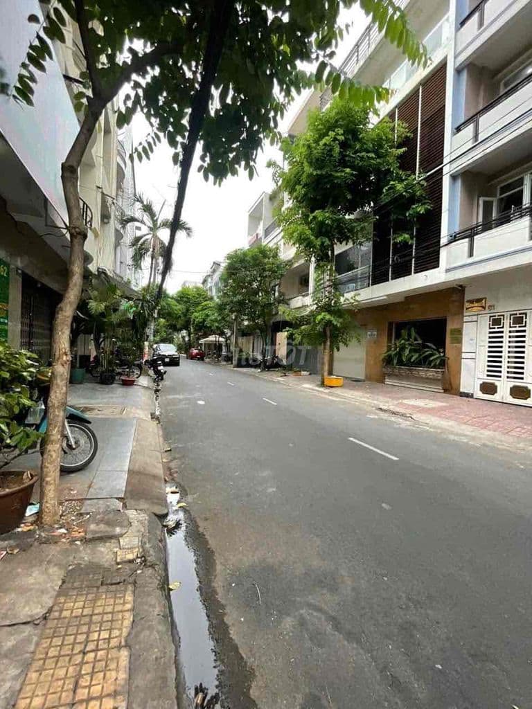 Toà Nhà Kinh Doanh Đường Bàu Cát