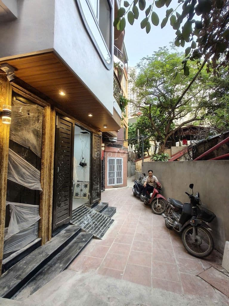 Bán Toà CHDV Ngã Tư Sở ( Sát Vách Royal City - Dòng Tiền 6%/Năm ) - Ảnh 2