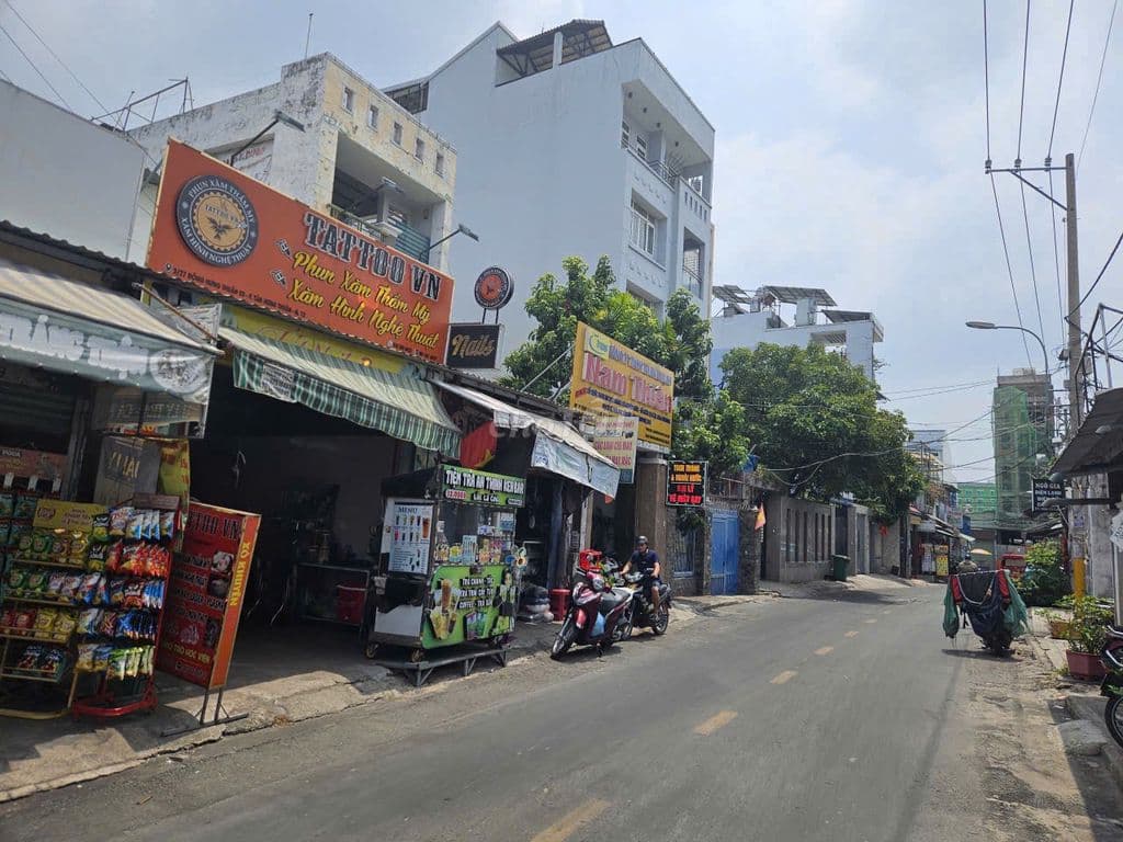 Nhà mặt tiền Đông Hưng Thuận 03, Q 12, ngay chợ Cây Sộp, giá 7,6 tỷ