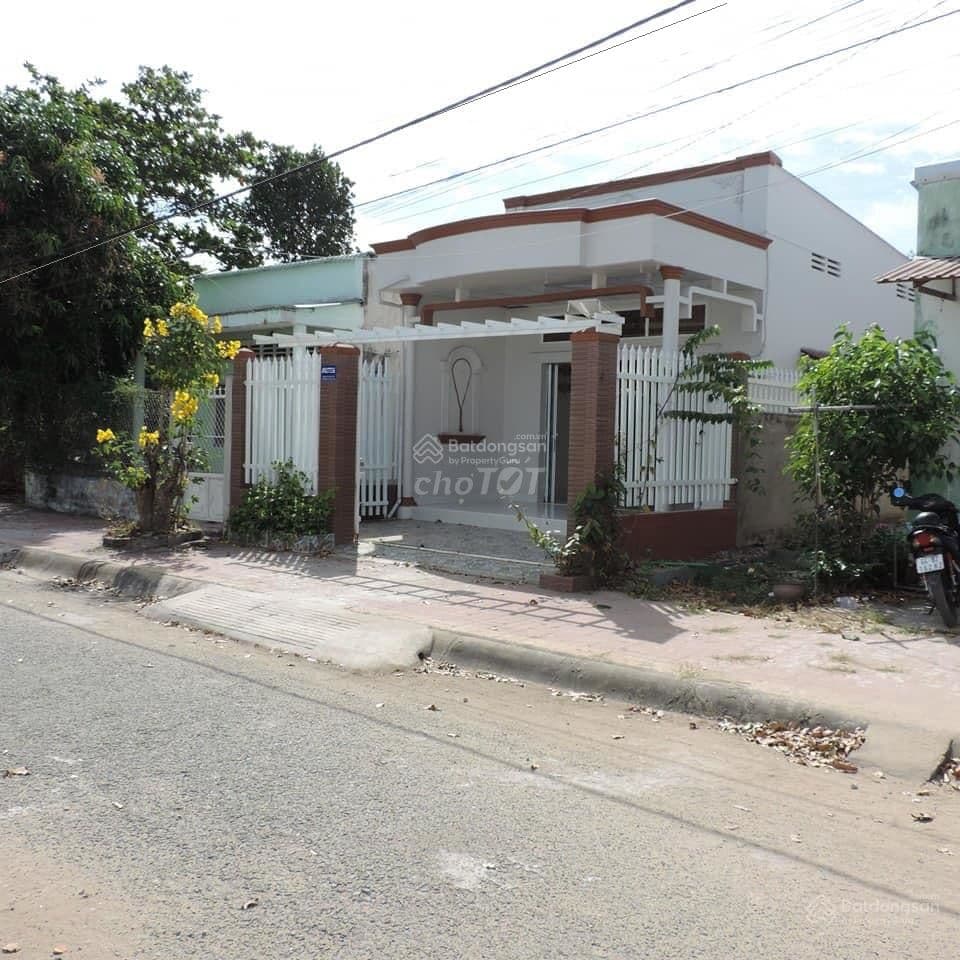 Kẹt tiền nên bán gấp Nhà 110m2 Củ Chi, Giá Chỉ 1,15 Tỷ , Sổ Hồng Riêng