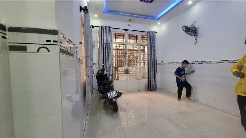 CĂN GÓC LÊ VĂN SỸ Q3 - 4.8 TỶ