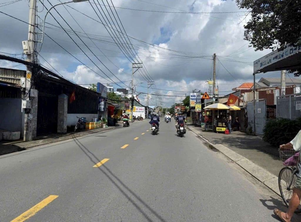 Bán 2 Lô Liền Kề 5,5x23 Mặt Tiền Xuân Thới Sơn - Ảnh 2