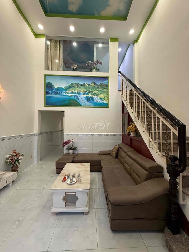 Nhà hẻm 3m Ni Sư Huỳnh Liên - Tân Bình, 4.5x13m, nở hậu, 2 tầng, chỉ 5