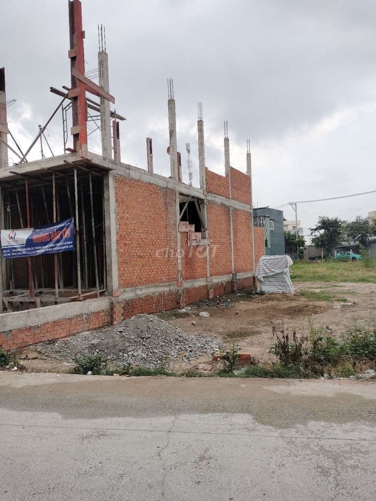 đất đẹp đg thông xe hơi quay đầu, gần nguyễn Thị thử - Ảnh 2