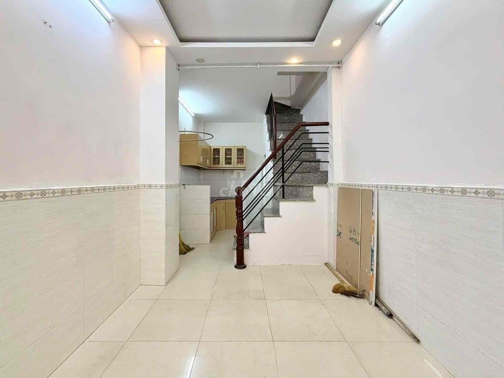 Nhỉnh 5Tỷ - Bán nhà Huỳnh Văn Bánh Phú Nhuận DT 21m2 (3 x 7) nở hậu n - Ảnh 2