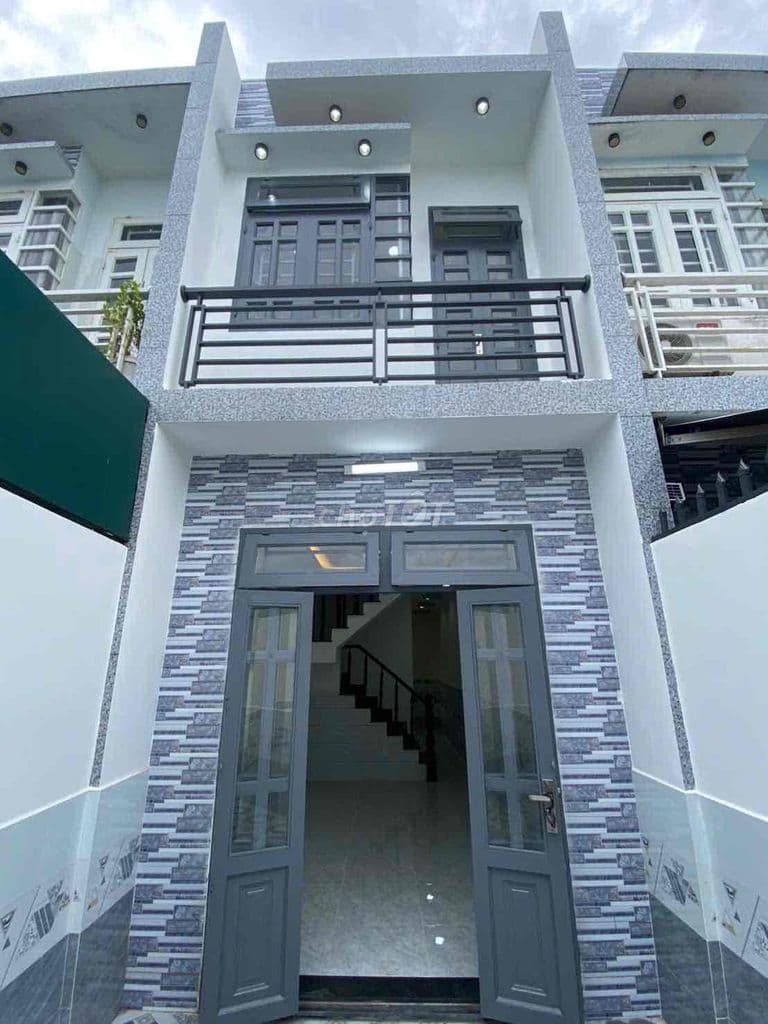 Bán nhà tl15 đúc 1 lầu 6 căn 1 sổ