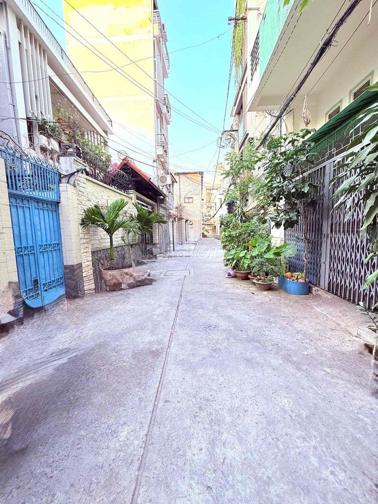 bán nhà khu VIP PHÚ NHUẬN