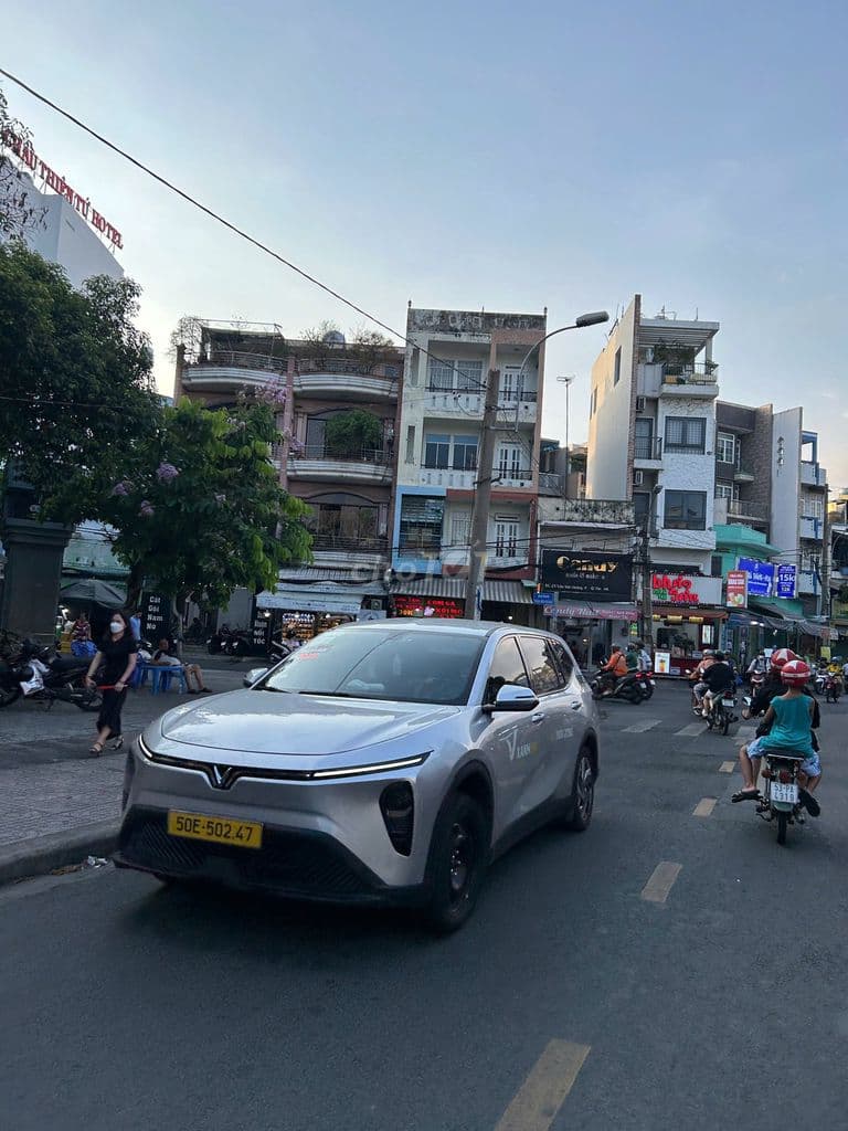 bán nhà 3 lầu CX Lữ Gia Nguyễn Thị Nhỏ DT 4x16 giá chỉ 7 tỷ4