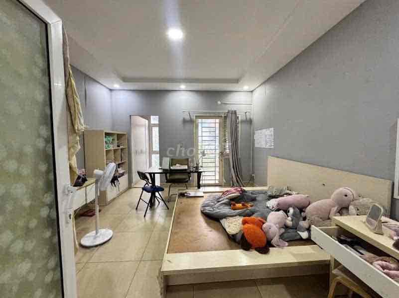 NHÀ KIÊN CỐ 4 TẦNG Ở NGAY NGANG 5M ĐƯỜNG ĐẶNG VĂN BI GẦN GA METRO - Ảnh 3