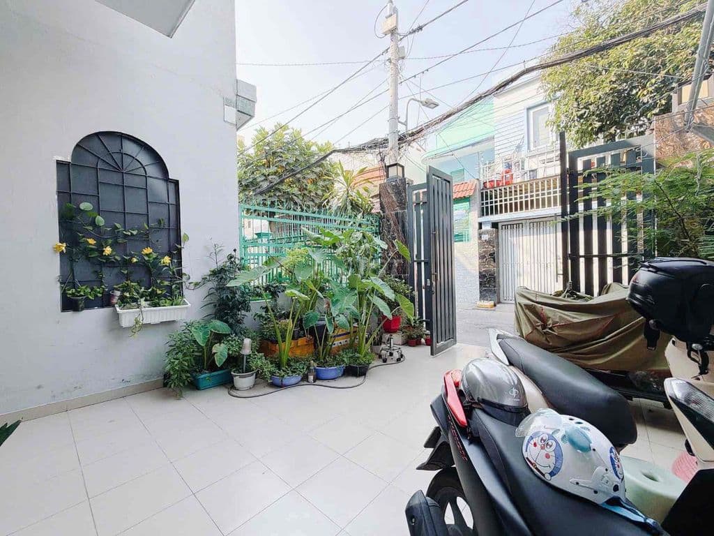 NHÀ MỚI NGAY TÂN HƯNG - HẺM XE HƠI ĐỖ CỬA - TẶNG NỘI THẤT - NHỈNH 6 T