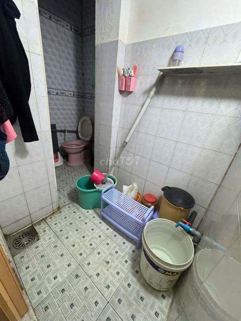 chính chủ bán nhà sát chợ bà chiểu, 2 phút qua quân 1. khu an ninh. - Ảnh 2