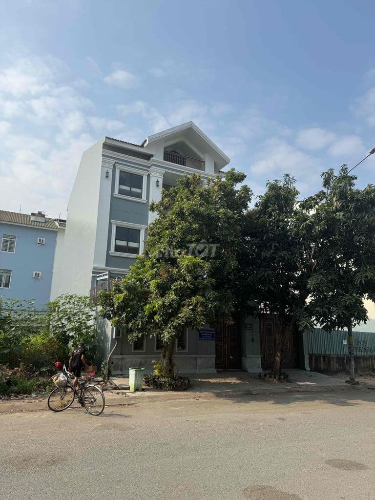 Bán gấp Biệt thự cao cấp