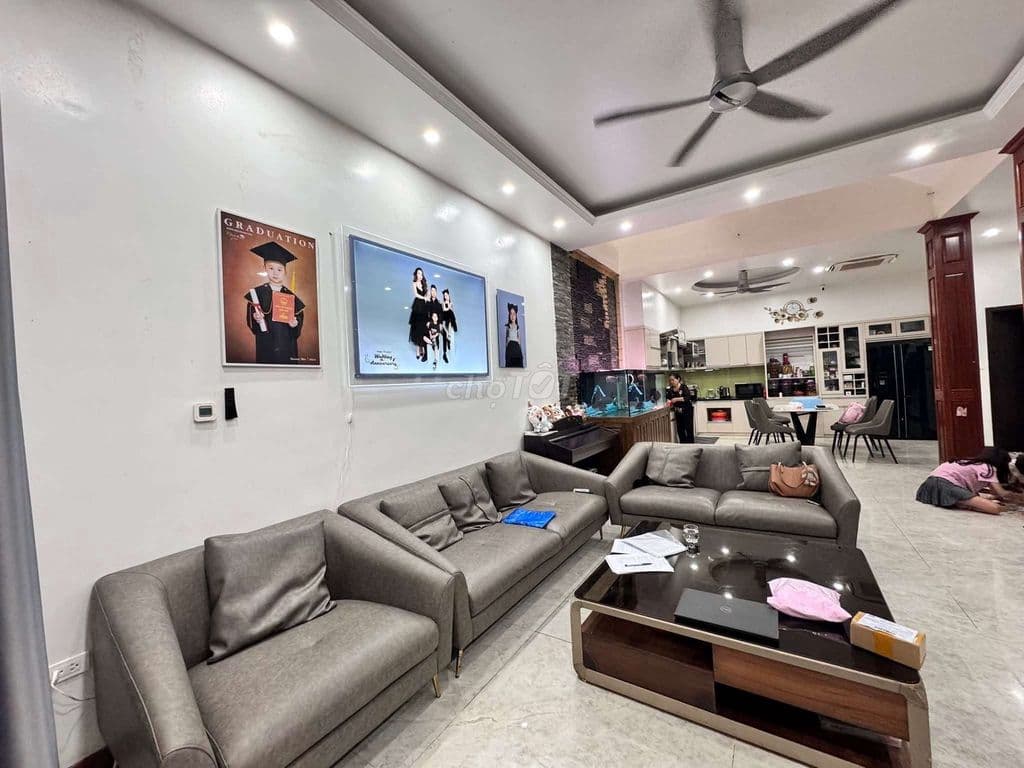 Bán nhà trong ngõ phố Trịnh Đình Cửu sổ đỏ gần 100M. 15m ra mặt phố - Ảnh 2