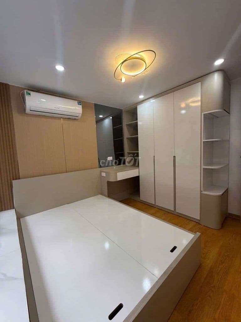 Tập thể Phùng Hưng, Hàng Mã, T2 70m 2PN, gần phố, KD Homestay OK, SĐCC - Ảnh 2