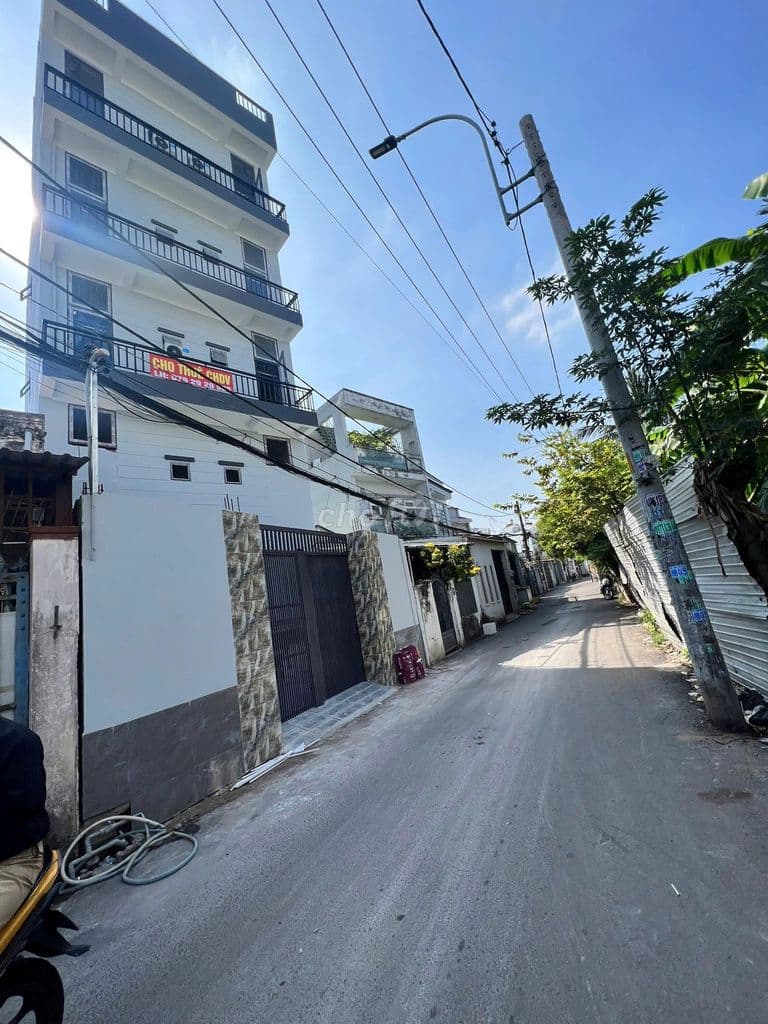 Bán CHDV Thu Nhập 100 Triệu/Tháng Mặt Tiền P.Phước Long B, Hoàn Công