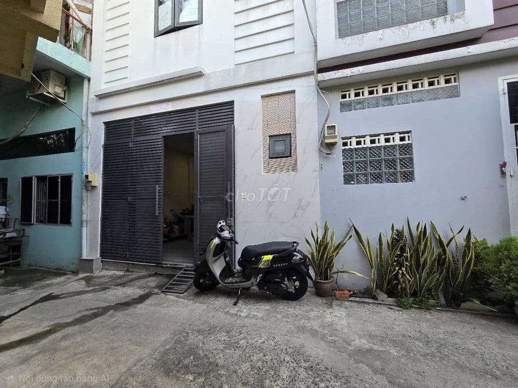 nhà đẹp xây kiên cố ngay ngã 4 Bảy Hiền , ngang 5m x dài 8m2 vuông vức - Ảnh 2