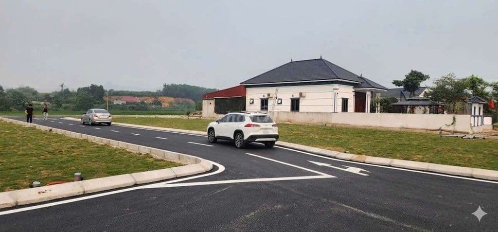 Bán Gấp lô đất 55m2 giá hơn 300tr có sổ