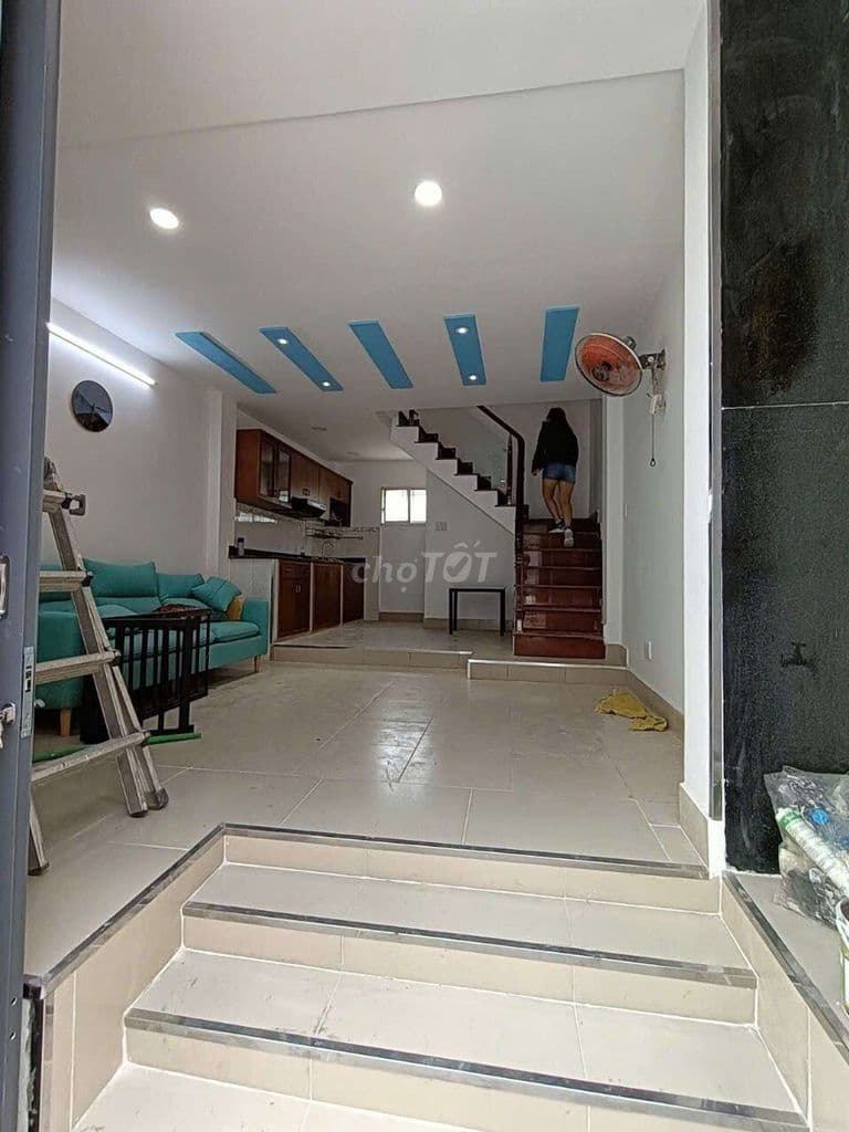 Gò Vấp, 4m x 8m, 2 lầu, chỉ 3,85 tỷ