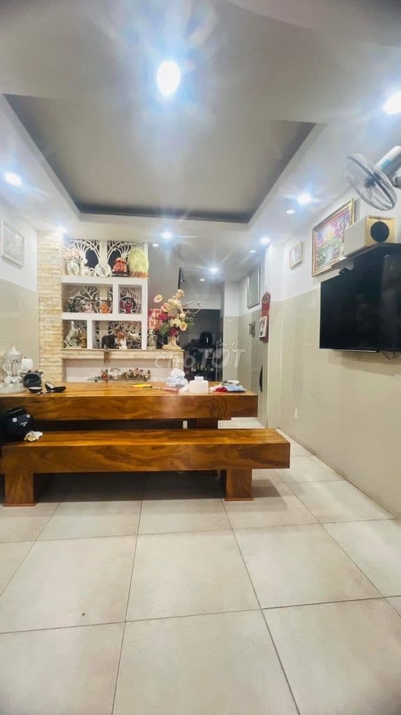 BÁN NHÀ NGUYỄN CẢNH CHÂN QUẬN 1