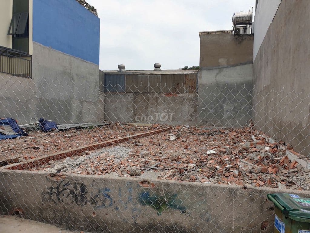 Đất thổ cư SHR 6m*16m, đường xe tải, gần chợ đầu mối Hóc Môn (QL22)