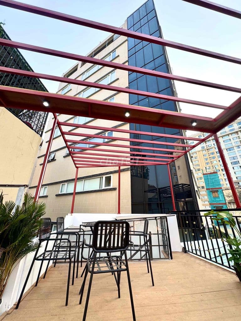 View Sân Thượng Cực Đẹp - 3Tầng, 52m2 (4PN) hẻm OTO