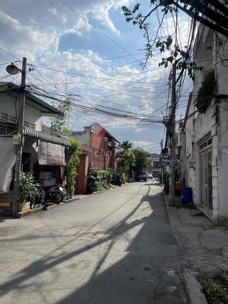 Bán nhà trọ hẻm xe hơi nhay chợ thủ đức giá rẻ - Ảnh 2