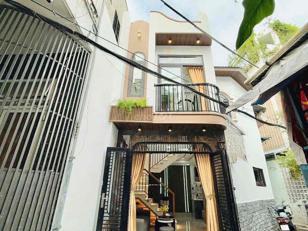 Nhà nhỏ 1 xẹc ngắn nở hậu 1 lầu nội thất đầy đủ . Giá 3 tỷ 500.. - Ảnh 2