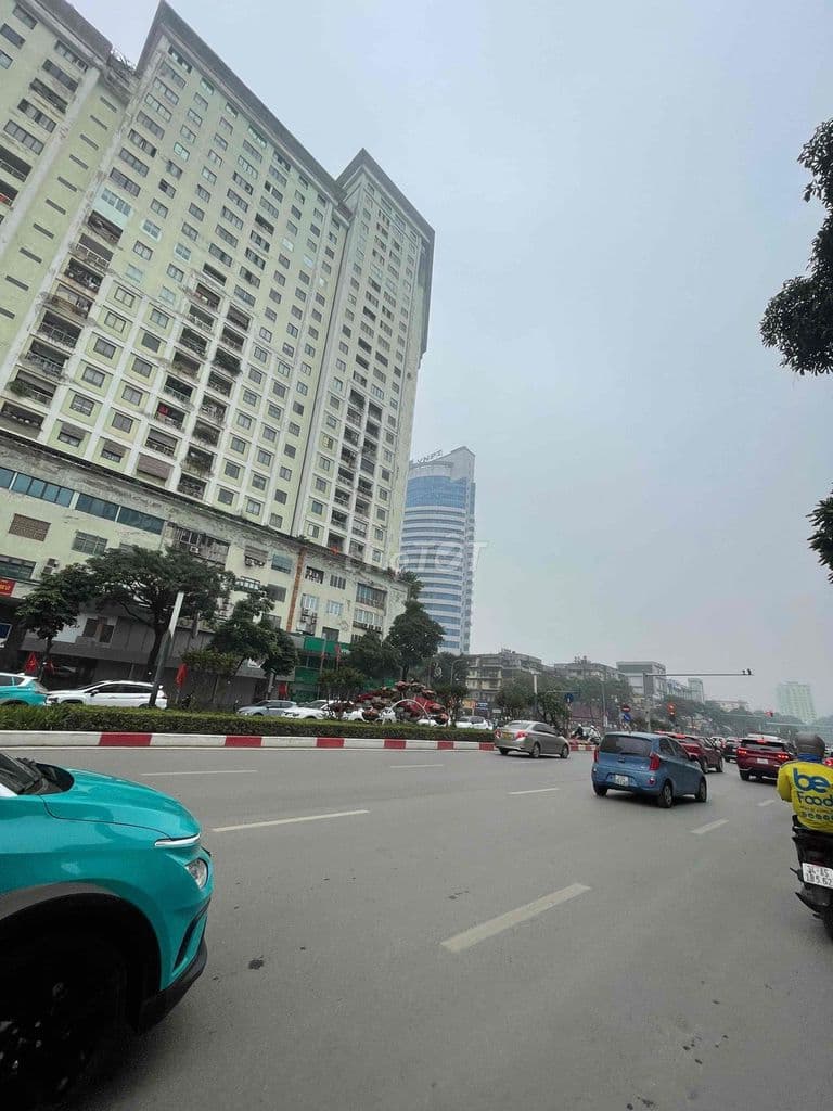 nhà mặt phố cầu giấy 850m2 11tmt 40m 989.9 tỷ. hot - Ảnh 2