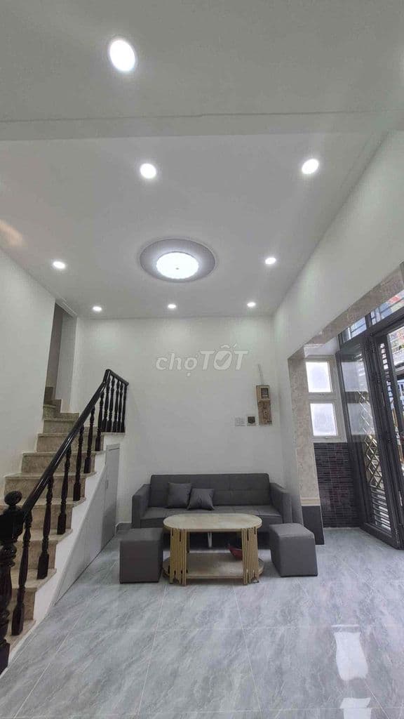Nhà bán 3 tầng tại Nguyễn Duy - Ảnh 2
