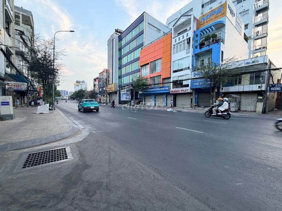 Bán nhà hẻm 5m ngay Hàng Xanh quận Bình Thạnh TP HCM - Ảnh 3