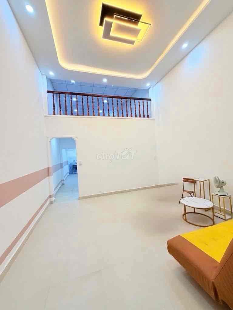 HIẾM 2 TẦNG. 4.5*15M . PHẠM VĂN BẠCH . TÂN BÌNH . CHỈ 5.15T .Ỷ - Ảnh 2