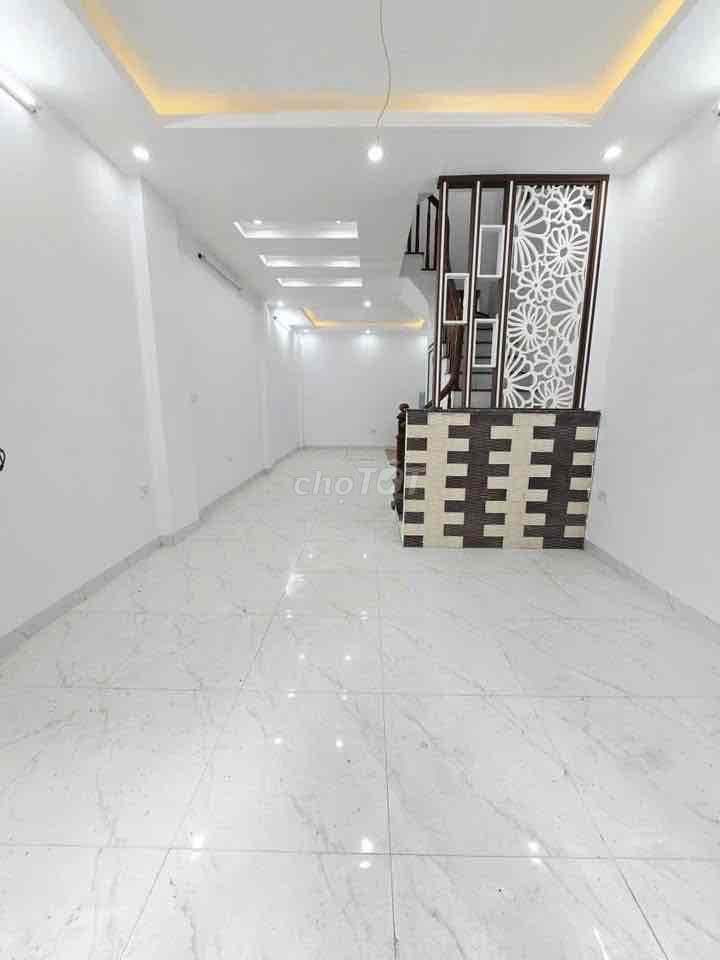 Nhà 4 tầng 39m2 gồm 4 ngủ gần ql6 biên giang hà đông giá 3,49 tỷ - Ảnh 2