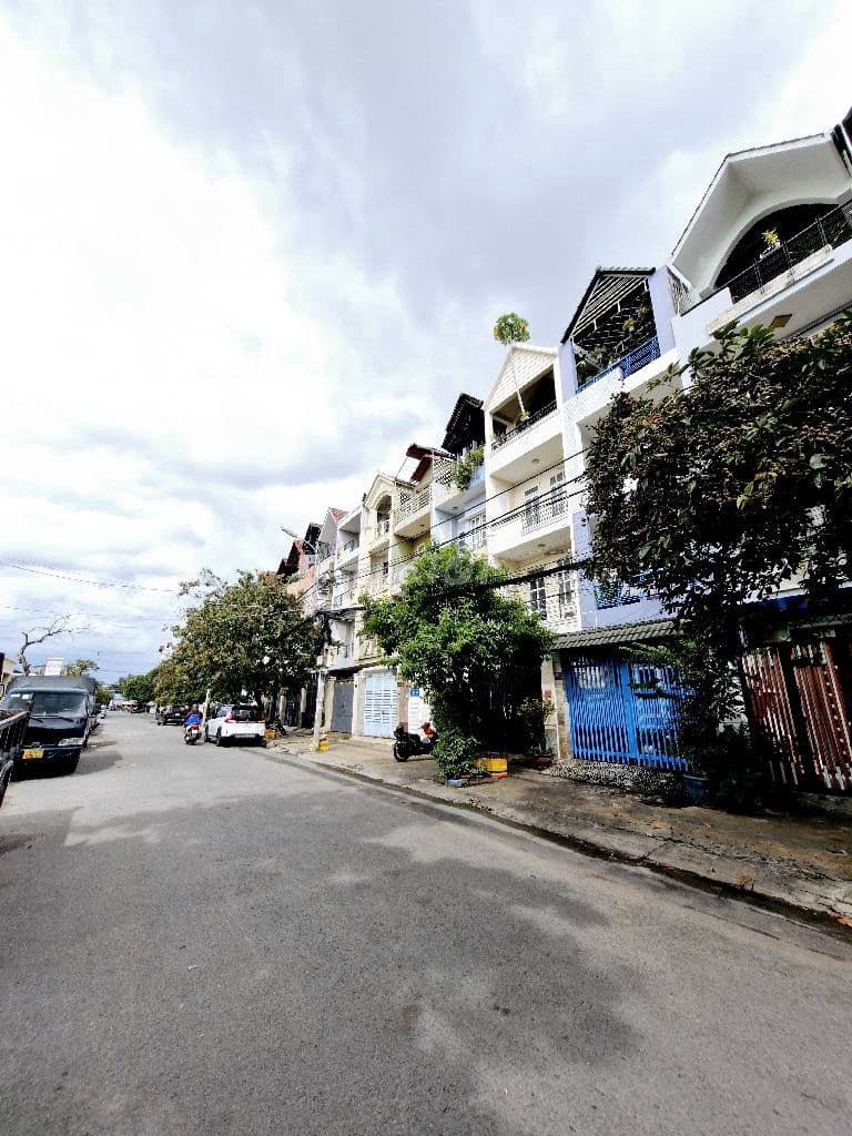 BÁN NHÀ MẶT TIỀN 4 tầng, đối diện Bệnh viện Quận 8, cách AeonMall 100m - Ảnh 2