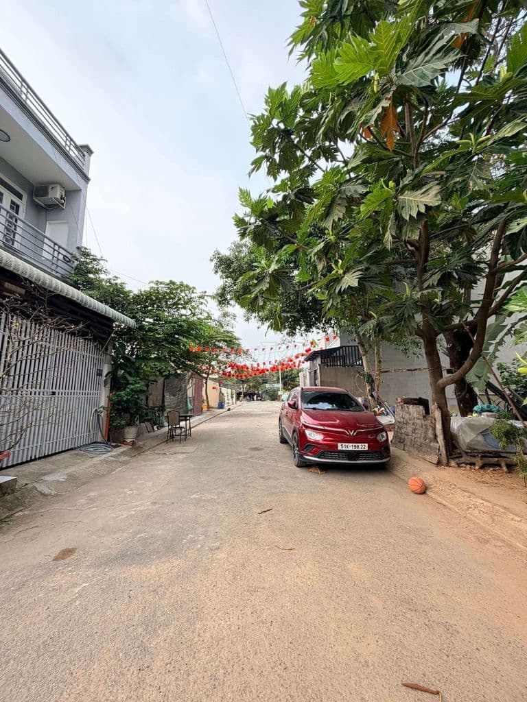 Phân lô, sát vành đai 3, chợ Long Trường, dân trí cao chỉ 3tỷ hơn - Ảnh 2