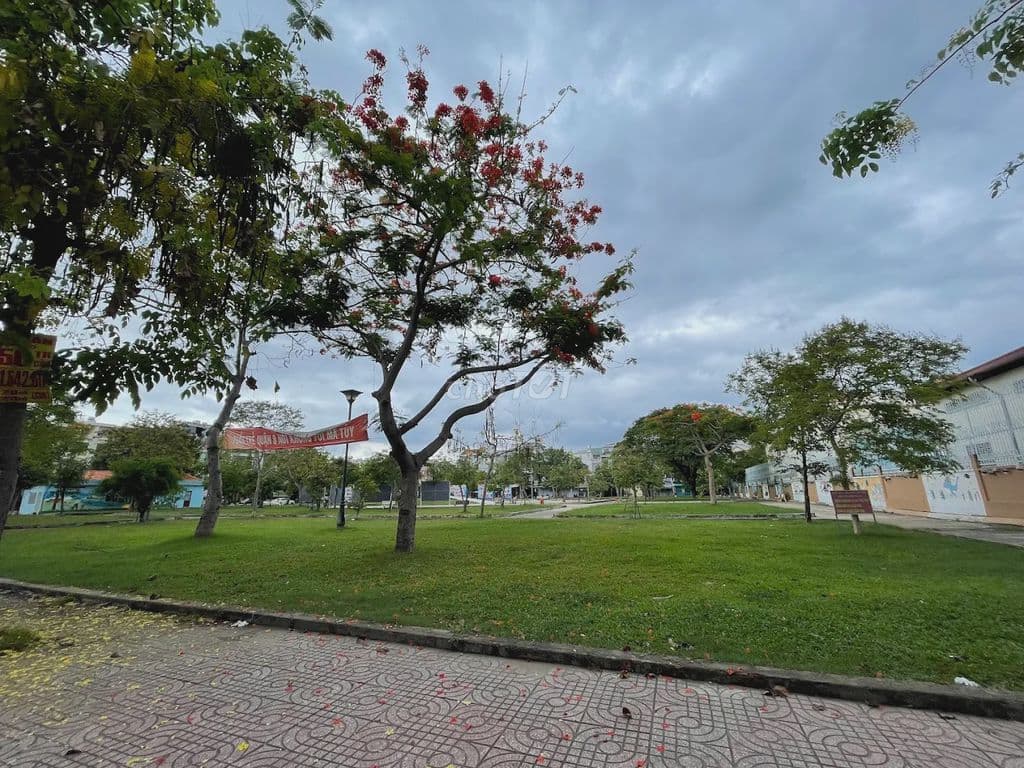 Bán 2 nền đất lô góc 121,5m2, sát công viên KDC Cao Lỗ, P.4, Q.8