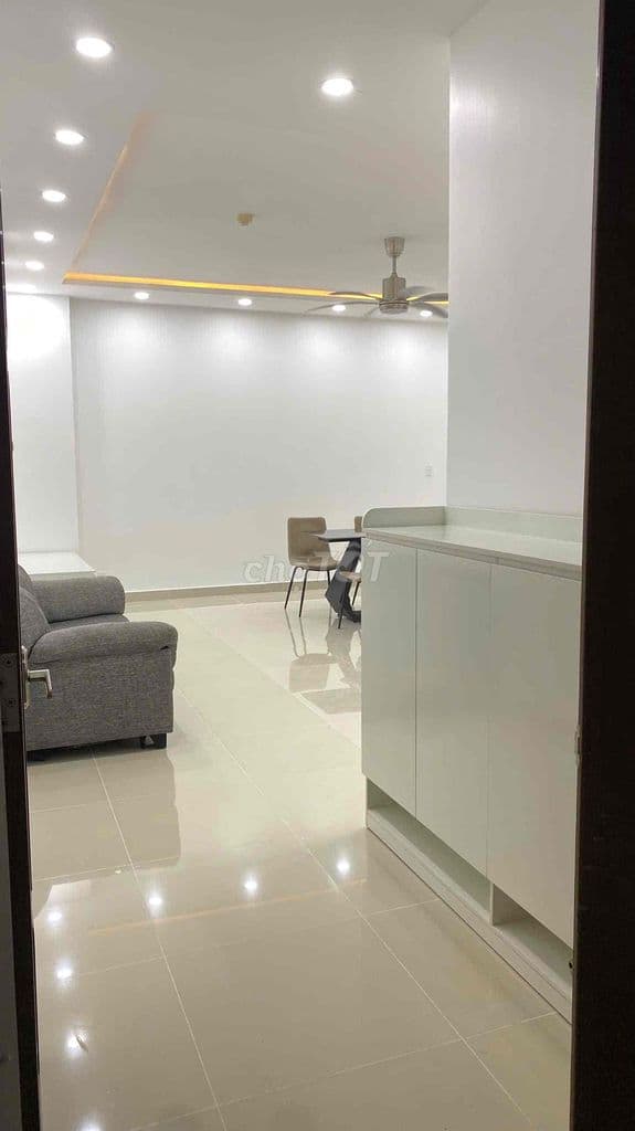 Bán căn hộ tầng cao D27 Belleza Q7