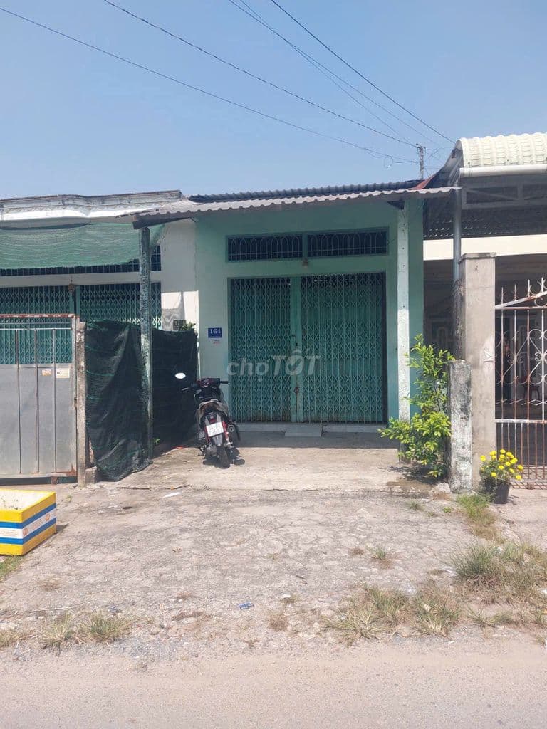 CHỦ ĐI NC NGOÀI CẦN BÁN NHÀ ĐẤT 130M2 MẶT TIỀN GIÁ CỰC RẺ