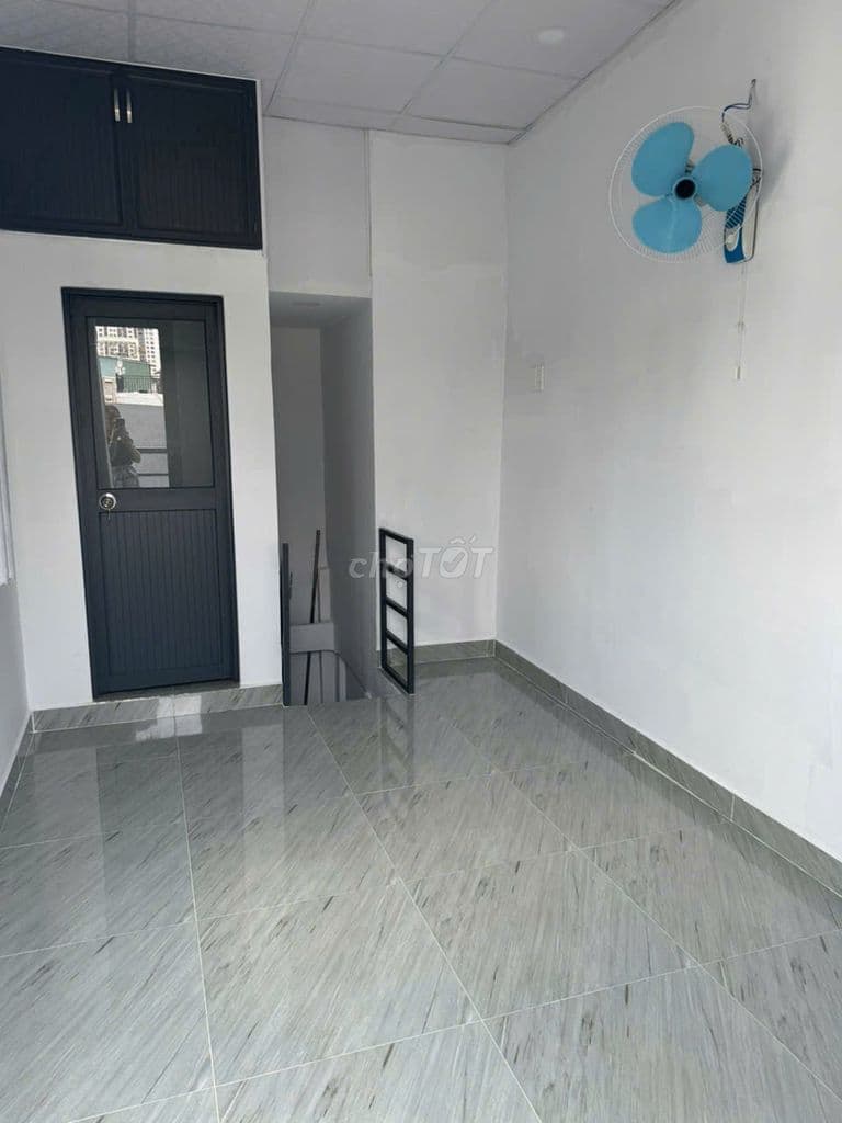 BÁN NHÀ HẺM NGUYỄN BIỂU – Q5 – GIÁ TỐT CHỈ 2,2 TỶ (TL)