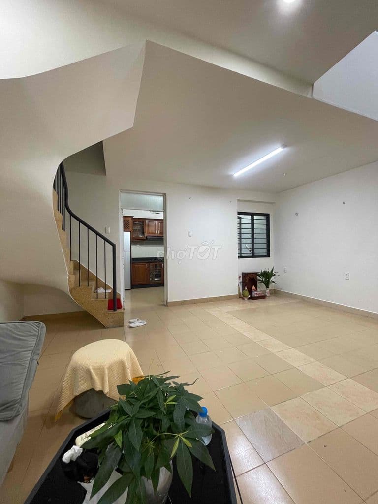 Bán căn hộ Shophouse Bàu Cát 2, có Sổ, 1 trệt+ lửng, 3PN-2WC 77m2 MTKD